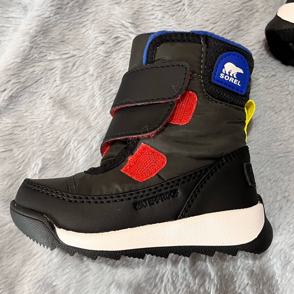 Sorel Toddler Whitney II Boot New! - Picture 3 of 9